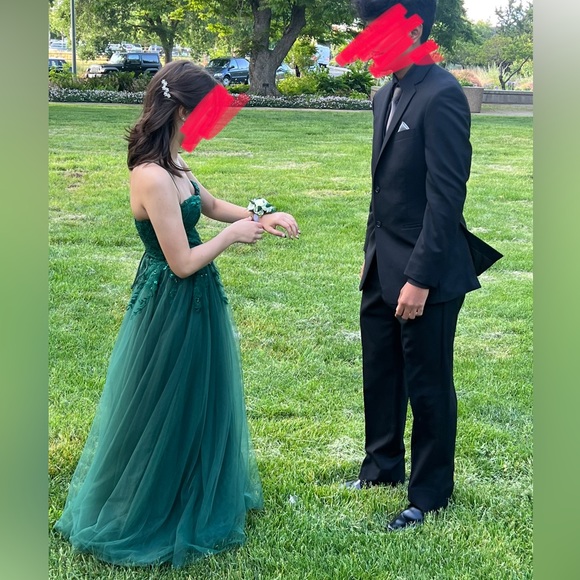 Green Prom Dress - Picture 5 of 6